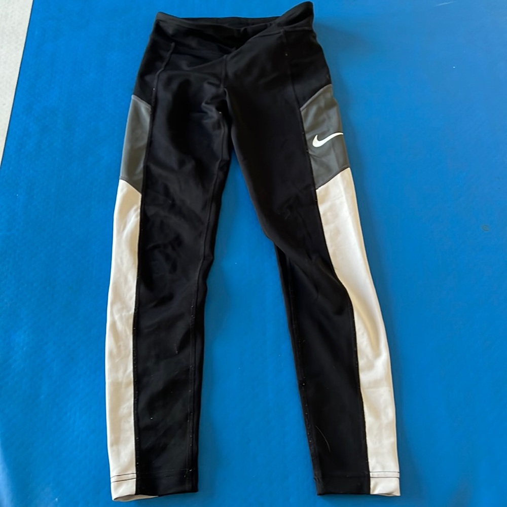 Nike leggings, black and white girls size medium